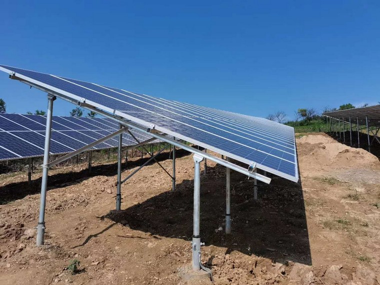 雙排光伏支架安裝方法,光伏支架安裝調平技巧