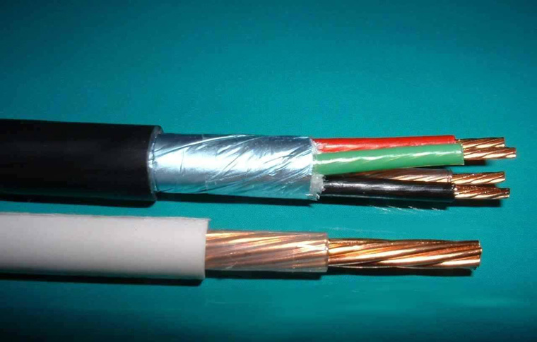 光伏電纜哪些項目用,光伏板與光伏板電纜怎么連接