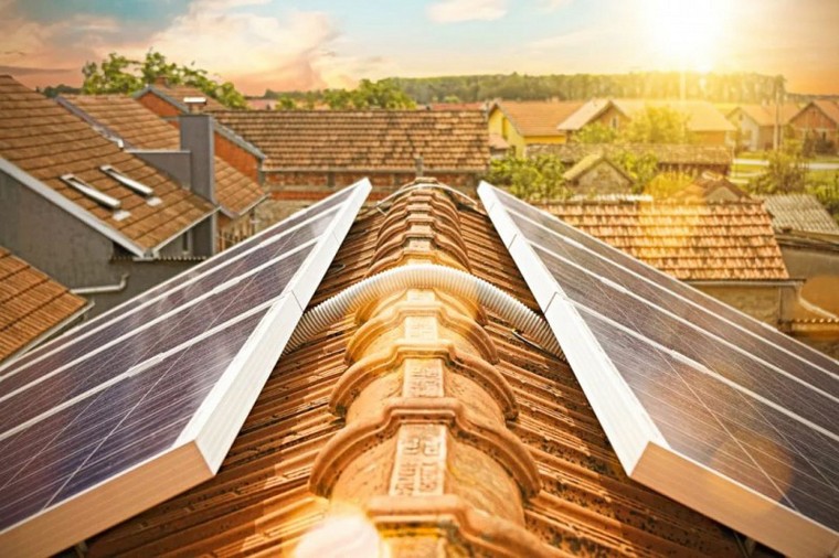 光伏太陽能采集器數(shù)據(jù)大幅度升降是什么原因,光伏發(fā)電在并網(wǎng)按表時(shí)還要按采集器嗎